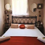 Annaluxuryhouse * カターニア